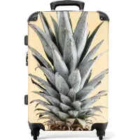 NoBoringSuitcases.com Großer Koffer - Ananas - Obst - Stilleben - Gelb - Kombinationsschloss TSA - Hartschalen Trolley 4 Rollen - 72 liter - Reisekoffer - 66 cmKoffer Mittelgroß 67x43x25 cm, 72L,