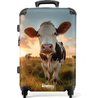NoBoringSuitcases.com Großer Koffer - Kühe auf der Weide - Kombinationsschloss TSA - Hartschalen Trolley 4 Rollen - 72 liter - Reisekoffer - 66 cmKoffer Mittelgroß 67x43x25 cm, 72L,