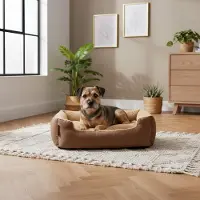 Belviona Hundebett mit kuscheligem Wendekissen, pflegeleicht & rutschfest, gemütlicher Schlafplatz, 60x48 cm, braun/beige
