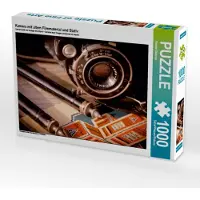 CALVENDO Kamera mit altem Filmmaterial und Stativ 1000 Teile Puzzle quer 640x480mm, Bleicher Renate; 7288384