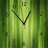 Wallario Design Wanduhr Grün und schwarz gestreift - Abstraktes Streifenmuster aus Echtglas, Größe 30 x 30 cm