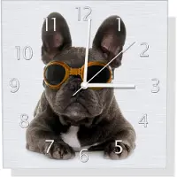 Wallario Design Wanduhr Cooler Hund mit Sonnenbrille in orange - Französische Bulldogge aus Aluverbund, Größe 30 x 30 cm