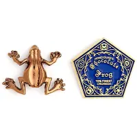 The Carat Shop Chocolate Frog Badges Set Stift