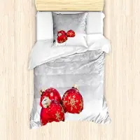 Abakuhaus Weihnachten Mantele, Kugeln auf Schneeflocke, Milbensicher Allergiker geeignet mit Kissenbezügen, 135 cm x 200 cm - 80 x 80 cm, rot-Weiss