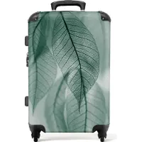 NoBoringSuitcases.com Großer Koffer - Blätter - Grün - Natur - Stilleben - Kombinationsschloss TSA - Hartschalen Trolley 4 Rollen - 72 liter - Reisekoffer - 66 cmKoffer Mittelgroß 67x43x25 cm, 72L,