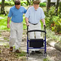 Sweiko Rollator mit Stuhl, Faltbarer Gehwagen, Gehhilfe, Mobilität, mit Tasche, Bremse, 4-stufig verstellbare Griffe, Leichtgewicht, Metall Schwarz 75 x 56 x 83-93 cm