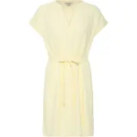 Oxmo Minikleid "Minikleid OXNInna Linen Mix Vneck", Damen, Gr. 38, N-Gr, gelb (flan), Obermaterial: 80% Viskose LENZING LenzingCV. 20% Leinen LI., Kleider Minikleid