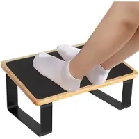 Unyqoos Ergonomische Fußstütze für unter dem Schreibtisch – mattschwarz, massives Holz & Metall, Antirutsch-Gummibelag, höhenverstellbar 13–17 cm, 40×23 cm, Tragkraft bis 350 lbs