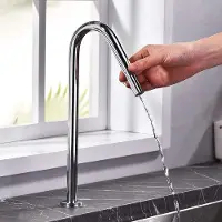 Markenlos Küchenarmatur mit Umkehrosmose - Chrom Silber