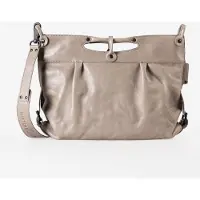 Aunts & uncles Grandma's Luxury Club Mrs. Muffin Umhängetasche cashmere