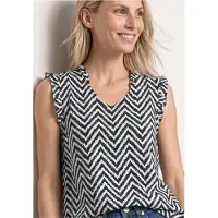 Street One Blusentop , Damen, Gr. 44, tiefblau, Web, Obermaterial: 88% Viskose, 12% Polyamid, gemustert, normal hüftbedeckend, V-Ausschnitt, Rüschen, Blusen Blusentop, Sommerbluse mit Zick-Zack-Muster