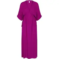 Triumph Strandkleid , Damen, Gr. 46, N-Gr, lila (raspberry), Web, Obermaterial: 100% Viskose, bequem lang, tiefer V-Ausschnitt, Kleider Strandkleid, mit tiefem V-Ausschnitt und halb langem Arm