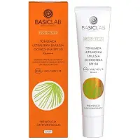 BasicLab Dermocosmetics Protecticus getöntes ultraleichtes Fluid für fettige und Mischhaut SPF 50+ 40 ml
