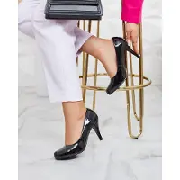 Royal Fashion Royalfashion Schwarz lackierte Degonop Pumps mit Absatz, Größe 39