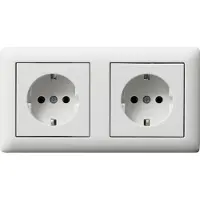 Gira Standard 55 Doppeltes SCHUKO Steckdose Mit Rahmen - 479304