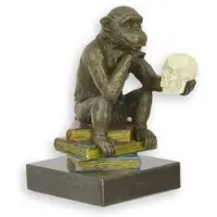 Casa Padrino Designer Bronzefigur mit Marmorsockel Studierter Affe Bronze / Mehrfarbig / Schwarz 8,1 x 12,3 x H. 14,3 cm - Schreibtisch Deko - Deko Accessoires