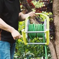 Markenlos Schlauchaufroller mit Handgriff - 20m für 1/2 Zoll Gartenschlauch, grün