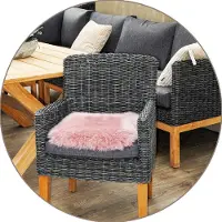 HEITMANN FELLE Sitzauflage aus Lammfell Größe ca. 44 x 44 cm, Farbe: Naturweiß 407WE