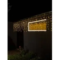 Konstsmide - LED Eisregen Lichtervorhang, mit weißen Globes, 200 warm weiße Dioden, 24V Außentrafo, transparentes Kabel ; 3672-103