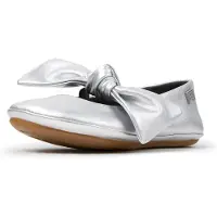 Camper Right Mary Janes