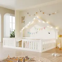 Merax Kinderbett Hausbett 90x200cm, Jugendbett aus Holz mit Rausfallschutz, LED-Lichterkette, Sicherheitsgitter, Bodenbett, Weiß
