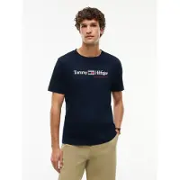 Tommy Hilfiger "BRAND LOVE RWB GRAPHIC" Auffälliger Frontprint mit Schriftzug, normale Passform