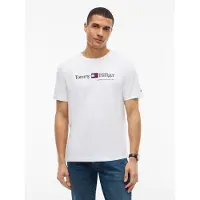 Tommy Hilfiger "BRAND LOVE RWB GRAPHIC" Auffälliger Frontprint mit Schriftzug, normale Passform