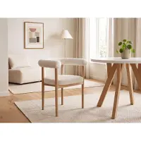 WFL GROUP 4er Set Esszimmerstuhl Maya Weiß Boucle Polsterstuhl aus massivem Buchenholz – Mit Armlehnen, Scandi-Japandi Stil, robuster Boucle Bezug – fertig montiert, Breite 62 cm, Sitzhöhe 48 cm