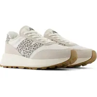 New Balance für Damen. U370V1 Leder Sneakers 370 beige (40), 3 bis 5 cm, Schnürsenkel, Lässig