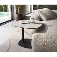 DELIFE Beistelltisch Edge Boot 60x60 cm Keramik Onyx Pearl Eleny Metall Schwarz