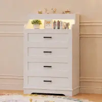 UnboxG Kommode Weiß mit LED-Beleuchtung – Moderne Schlafzimmerkommode mit 4 geräumigen Schubladen, offenem Ablagefach und Kippschutz