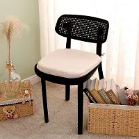 Unyqoos Ibenzoa Komfortable, runde Stuhlkissen 40 x 40 x 5 cm (2er-Set) – Polyester Sitzkissen beige, für Innen & trockene Außenbereiche, mit Bindebändern