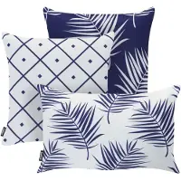Beliani Gartenkissen 3er Set Marineblau Stoffbezug mit Füllung 45x45 cm u. 30x50 cm Palmenmuster Geometrisches Muster Mediterrane Boho Dekokissen