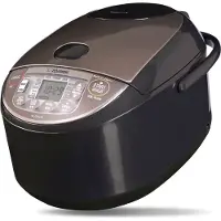 Zojirushi Premium Reiskocher NL-GAQ18 – 1,8 Liter – mit Warmhaltefunktion – inkl. Messbecher, Reislöffel und Dämpfeinsatz - Mit europäischem