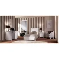 Xl Moebel Gmbh Schlafzimmer Bett Nachttisch Schreibtisch Standspiegel Gruppe Set 4tlg.