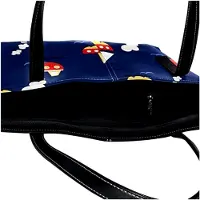 Markenlos Personalisierte Schultertasche aus Kunstleder, Tragetasche, Geldbörse, Boote, blauer Hintergrund, Mehrfarbig