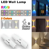 StarTech.com LED-Nachtlichter - 4er-Pack - Bewegungssensor - Wiederaufladbar - 3 Lichtfarben - 3 Leuchtmodi - Magnetische Halterung - Für Treppen und Schlafzimmer