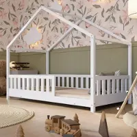 Crazy Pine Hausbett 100x200 cm – Kinderbett aus Naturholz in Weiß – Bodenbett mit Höhenverstellbaren Beinen und Abnehmbarer Barriere - Crazy House