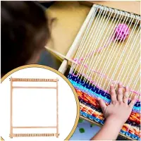 Markenlos Handgewebte Maschine mit Ständer für kreative DIY-Projekte