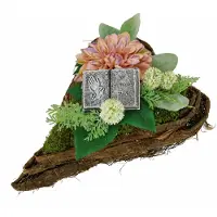 Otto Home Kunstblume "Gesteck mit Dahlie und Allium im Pflanz-Herz" Dekoratives Herzgesteck mit Buchfigur und Blütenarrangement