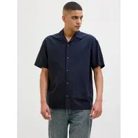 Jack & Jones "JJESUMMER RESORT SHIRT SS SN" mit Resort Kragen