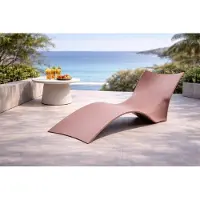 JVmoebel Elegante Gartenliege in Braun ergonomisch und ideal zum Relaxen.