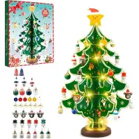 SURIGHT Adventskalender 2025 – 24 Tage Countdown. Adventskalender aus Holz mit Lichterkette und 28 Mini-Dekorationen für Weihnachten – Tischdekoration