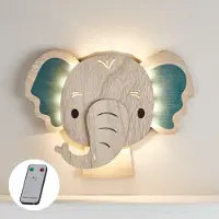 Lights4fun LED Wandleuchte Elefant aus Holz mit Fernbedienung Timer batteriebetrieben Innenbereich Kinderzimmer Deko Wandleuchte Kinderlampe Wandlicht Babyzimmer