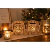 Otto Home Kerzenhalter "Holz, detailreiche Wintermotive, 2er-Set", natur, B:9cm H:7,5cm T:9cm, Holzwerkstoff, Kerzenhalter, Kerzenhalter, Gratis-Hänger, Höhe 7,5 cm, detailreiche winterliche Motive