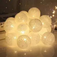 Dripio LED-Lichterkette mit Baumwollbällen, 1,5 m, 10 LEDs, 4 cm