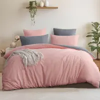 Merkloos Reversibles Bettwäsche-Set, 3-teilig, 200 x 200 cm, in Grau und Rosa, bestehend aus einem Bettbezug mit Reißverschluss und zwei Kissenbezügen aus Mikrofaser