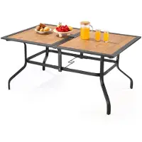 Selius Gartentisch / Balkontisch - Tischplatte: 1505 x 960 mm - Material: Kohlenstoffstahl und DPC - Farbe: Braune Holzoptik und Schwarz - Für 4-6 Personen im Außenbereich