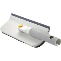 Joseph Joseph CleanTech 2-in-1 Fensterabzieher mit Mikrofaserpad und Klappgriff