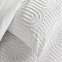 TODAY Essential Bettwäscheset Weiß Grafik Tufted 220x240 cm mit 2 Kissenbezügen 63x63 cm (3-teilig), Polyester 100 g/m², pflegeleicht